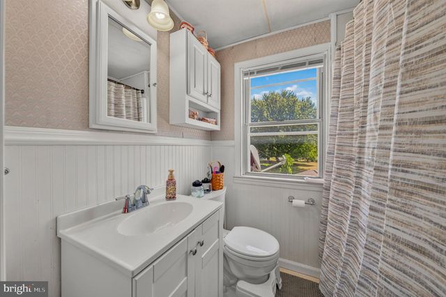 1469 LEHIGH PKWY S, Allentown, PA 18103