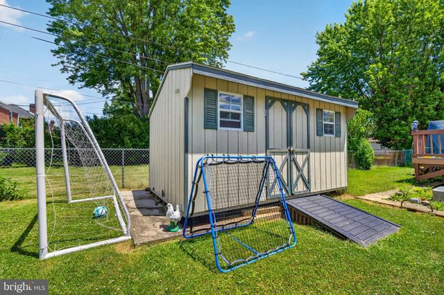 1469 LEHIGH PKWY S, Allentown, PA 18103