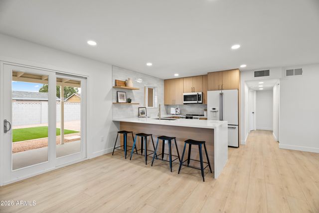 221 E MCKINLEY Street, Tempe, AZ 85288