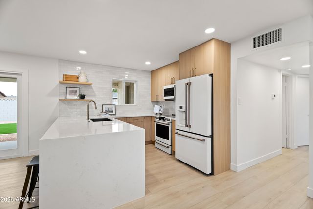 221 E MCKINLEY Street, Tempe, AZ 85288