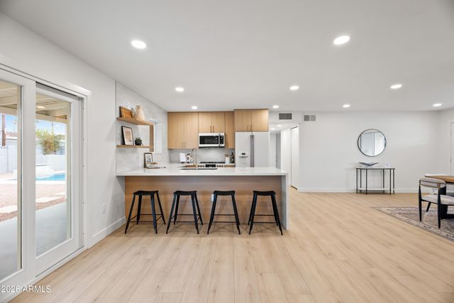 221 E MCKINLEY Street, Tempe, AZ 85288