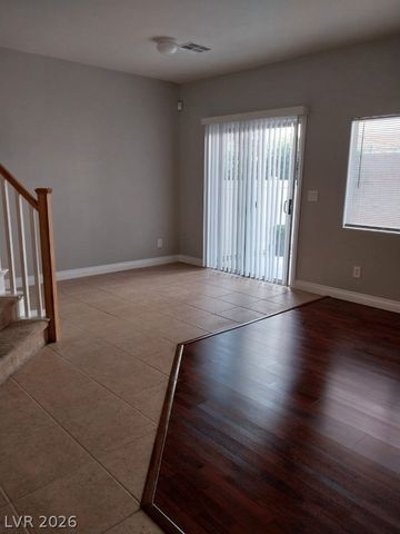 8664 Traveling Breeze Avenue 102, Las Vegas, NV 89178