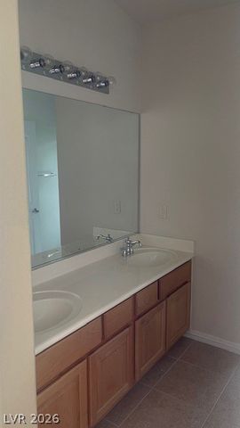 8664 Traveling Breeze Avenue 102, Las Vegas, NV 89178