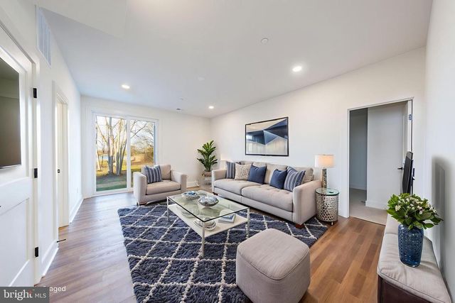 1757 HARBOR DR, Chester, MD 21619