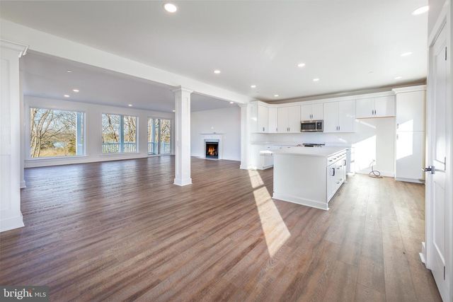 1757 HARBOR DR, Chester, MD 21619