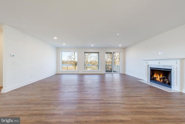 1757 HARBOR DR, Chester, MD 21619