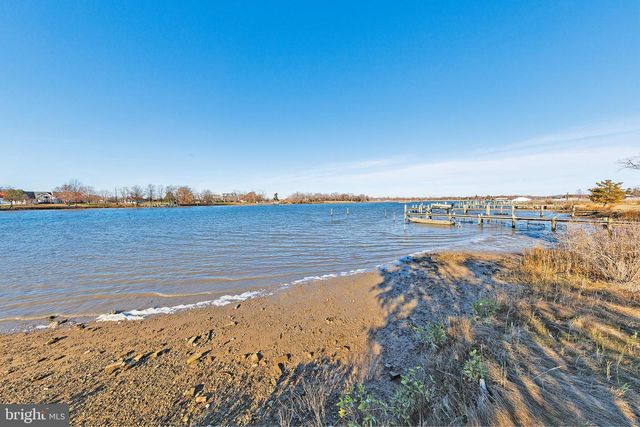 1757 HARBOR DR, Chester, MD 21619