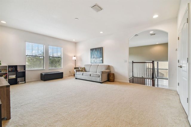 10627 MISTFLOWER LANE, Tampa, FL 33647