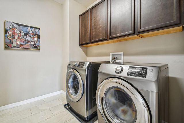 10627 MISTFLOWER LANE, Tampa, FL 33647