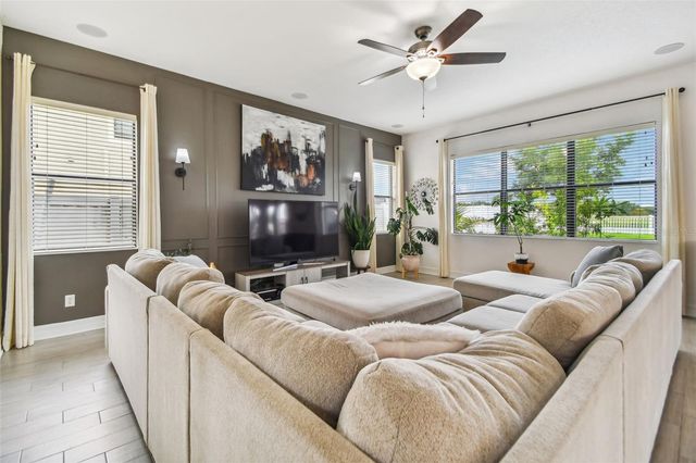 10627 MISTFLOWER LANE, Tampa, FL 33647
