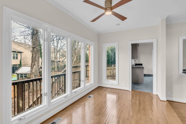 111 Glendower Ct, Nashville, TN 37204