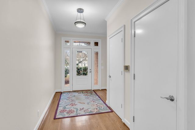 111 Glendower Ct, Nashville, TN 37204