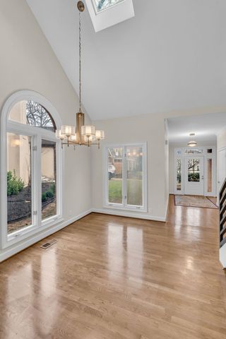 111 Glendower Ct, Nashville, TN 37204