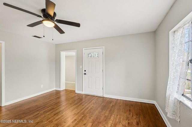 5753 CRESTVIEW Road, Jacksonville, FL 32210