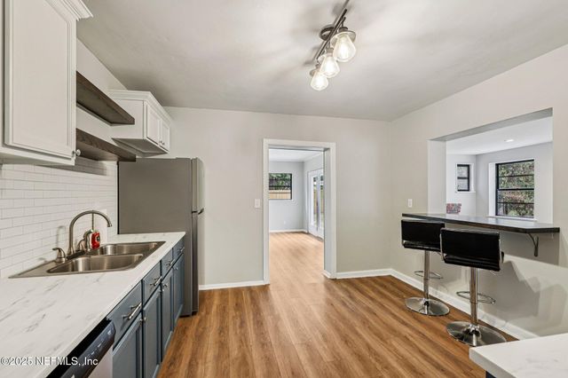 5753 CRESTVIEW Road, Jacksonville, FL 32210