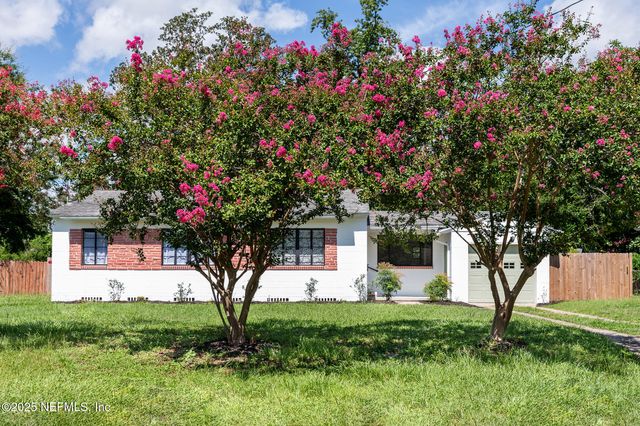 5753 CRESTVIEW Road, Jacksonville, FL 32210