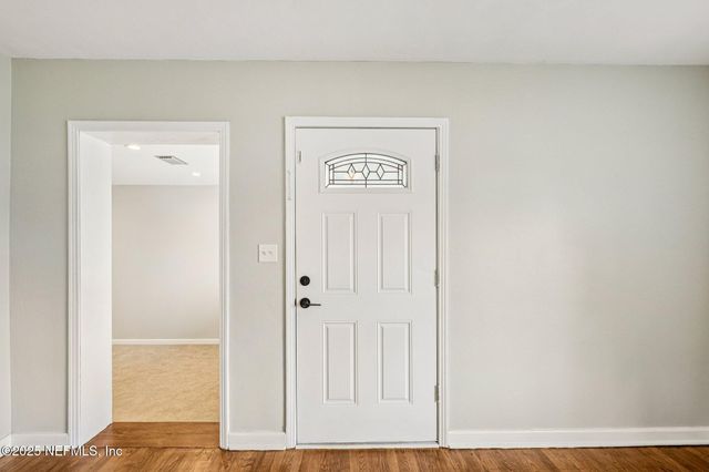 5753 CRESTVIEW Road, Jacksonville, FL 32210