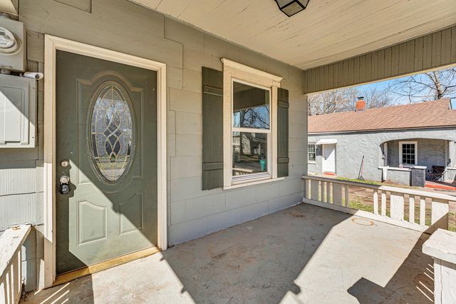 1511 N Lyon Avenue, Springfield, MO 65803