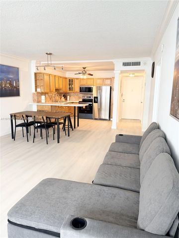 3725 S Ocean Dr 521, Hollywood, FL 33019