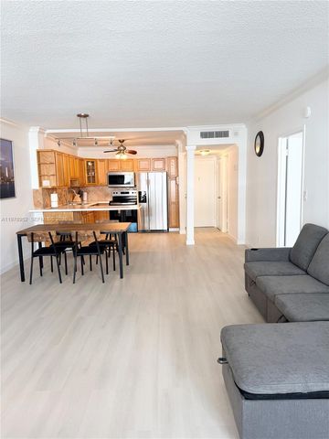 3725 S Ocean Dr 521, Hollywood, FL 33019