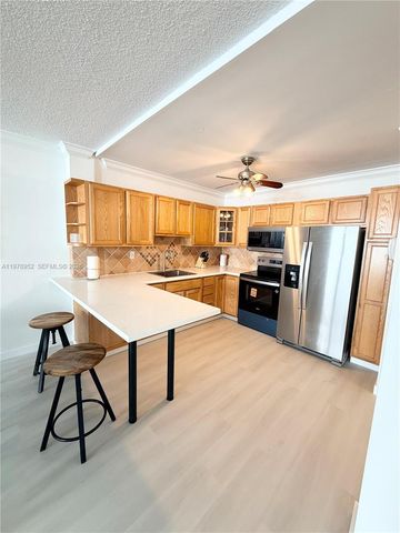 3725 S Ocean Dr 521, Hollywood, FL 33019