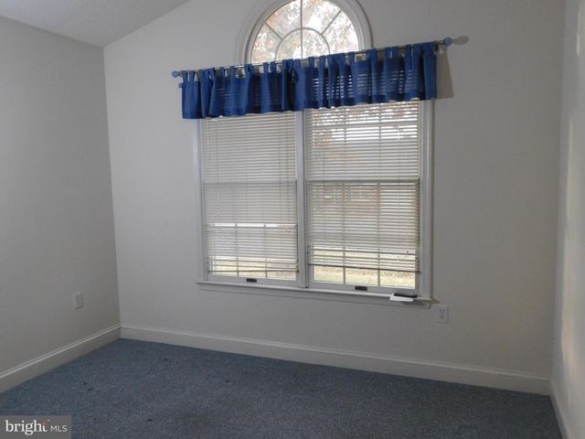 108 SENSENY DR, Winchester, VA 22602