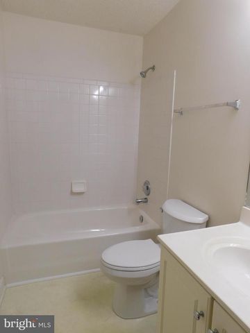 108 SENSENY DR, Winchester, VA 22602