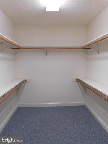 108 SENSENY DR, Winchester, VA 22602