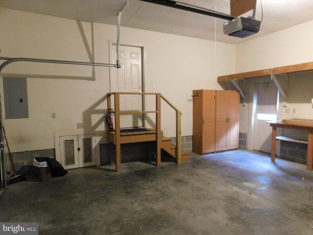 108 SENSENY DR, Winchester, VA 22602