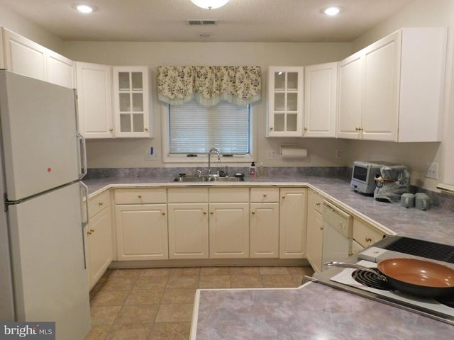 108 SENSENY DR, Winchester, VA 22602