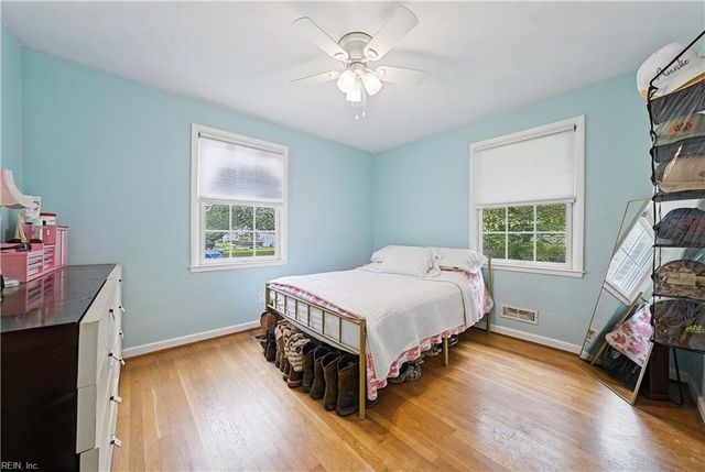 4821 Orleans DR, Portsmouth, VA 23703