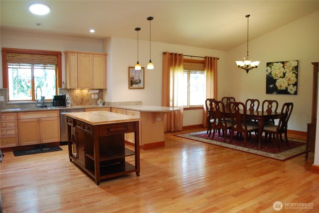 11310 Harris Rd SE, Yelm, WA 98597