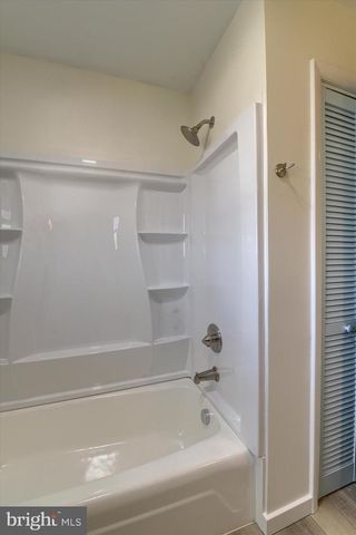 490 SUE DR, Hummelstown, PA 17036