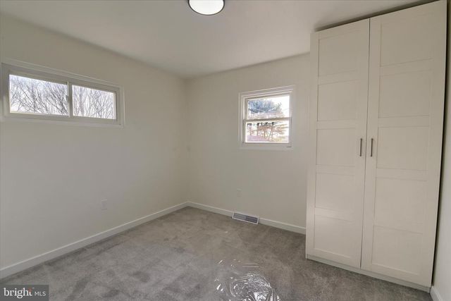 490 SUE DR, Hummelstown, PA 17036