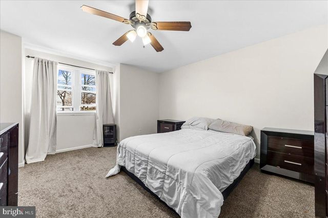 2313 DELMAR DR, Folcroft, PA 19032