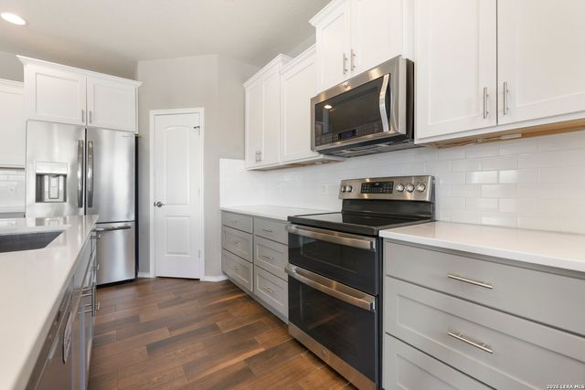 3400 Woodlawn Farms, Schertz, TX 78154