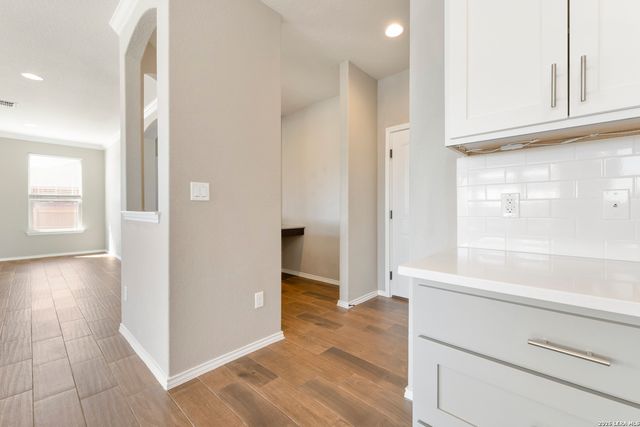 3400 Woodlawn Farms, Schertz, TX 78154