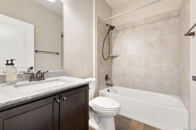 3400 Woodlawn Farms, Schertz, TX 78154