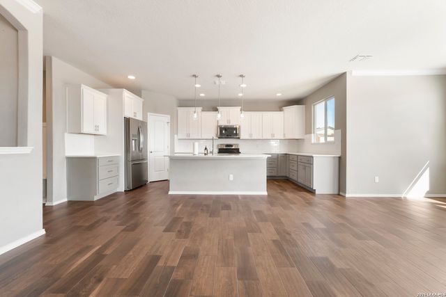 3400 Woodlawn Farms, Schertz, TX 78154