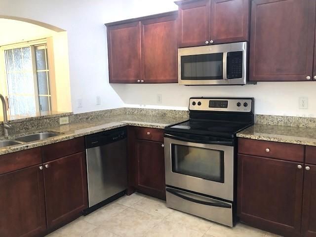 102 VISTA VERDI CIRCLE 112, Lake Mary, FL 32746
