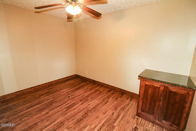 902 Lake View Road, Sevierville, TN 37876