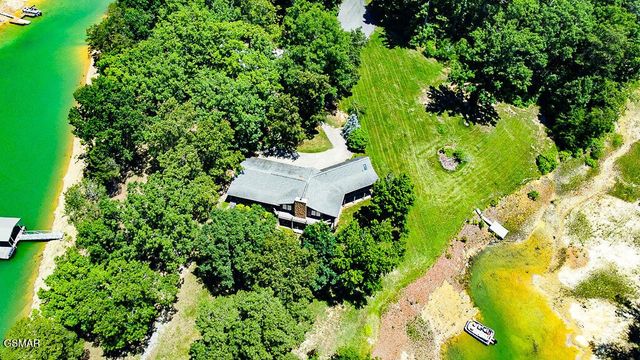 902 Lake View Road, Sevierville, TN 37876