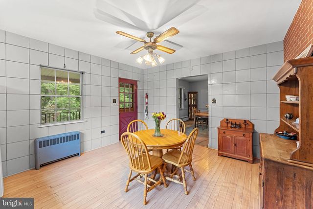 8316 MACARTHUR RD, Glenside, PA 19038