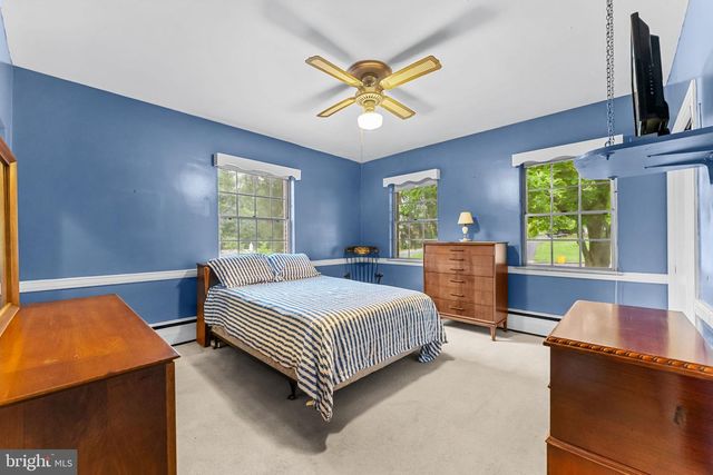 8316 MACARTHUR RD, Glenside, PA 19038