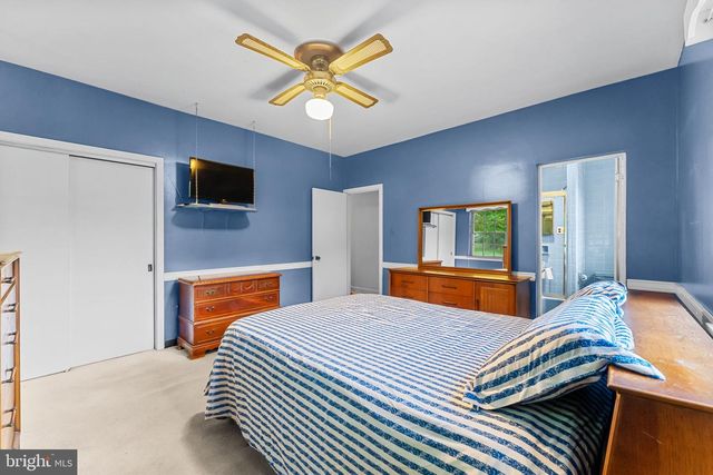 8316 MACARTHUR RD, Glenside, PA 19038