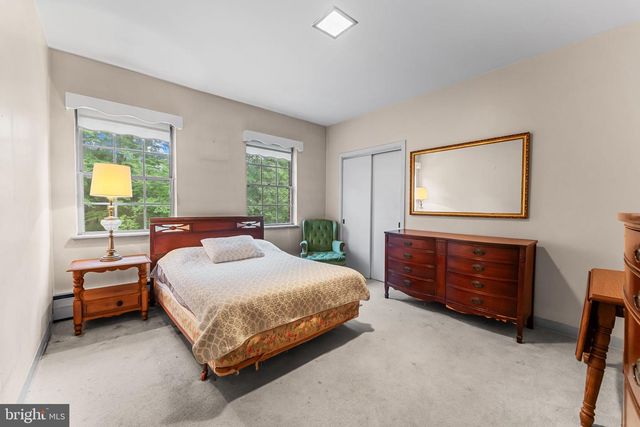 8316 MACARTHUR RD, Glenside, PA 19038