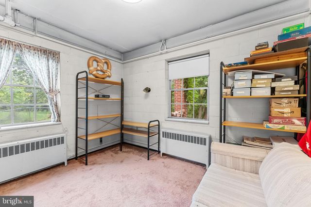 8316 MACARTHUR RD, Glenside, PA 19038