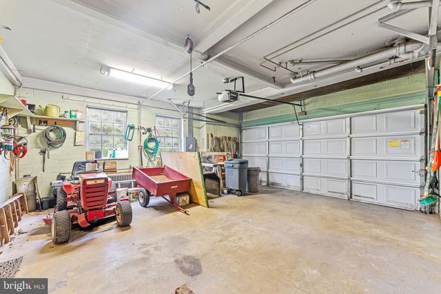 8316 MACARTHUR RD, Glenside, PA 19038