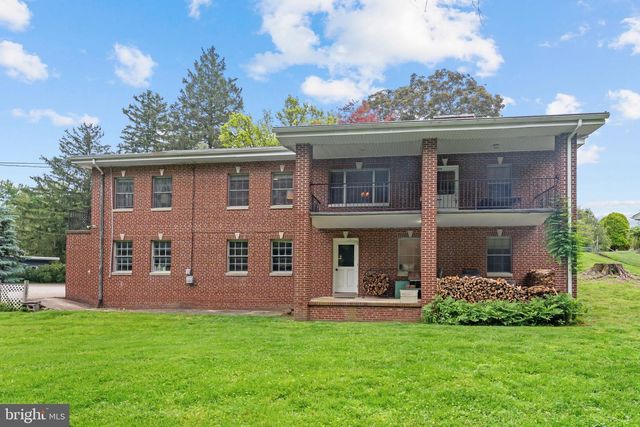 8316 MACARTHUR RD, Glenside, PA 19038