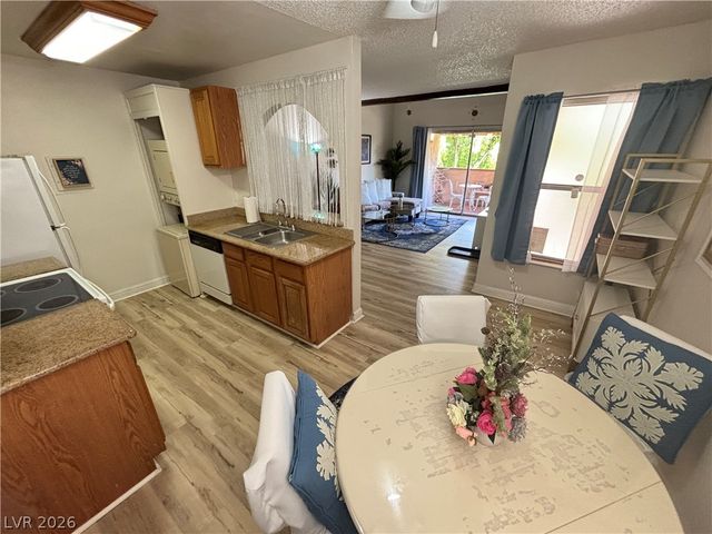1515 East Reno Avenue C206, Las Vegas, NV 89119